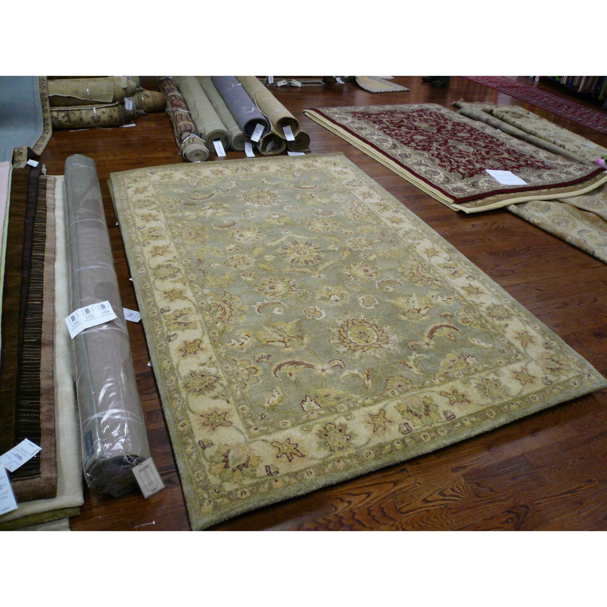 SAFAVIEH Handmade Antiquity Tiphanie Traditional Oriental Wool Rug