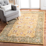 SAFAVIEH Handmade Antiquity Zuriñe Traditional Oriental Wool Rug