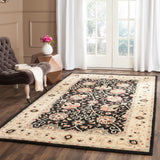 SAFAVIEH Handmade Antiquity Zuriñe Traditional Oriental Wool Rug