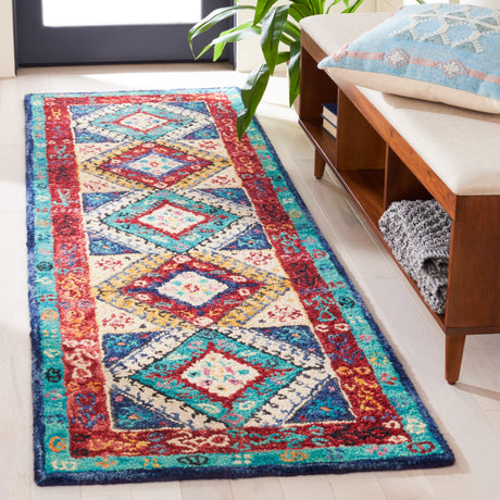 SAFAVIEH Handmade Aspen Arleta Boho Tribal Wool Rug