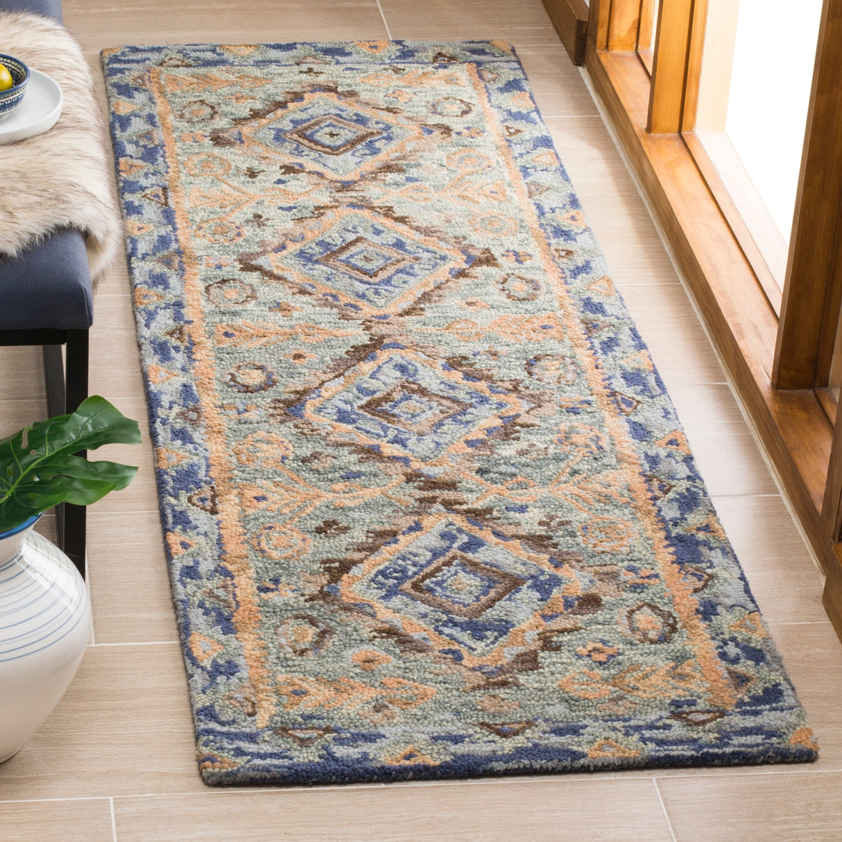 SAFAVIEH Handmade Aspen Ermira Boho Tribal Wool Rug