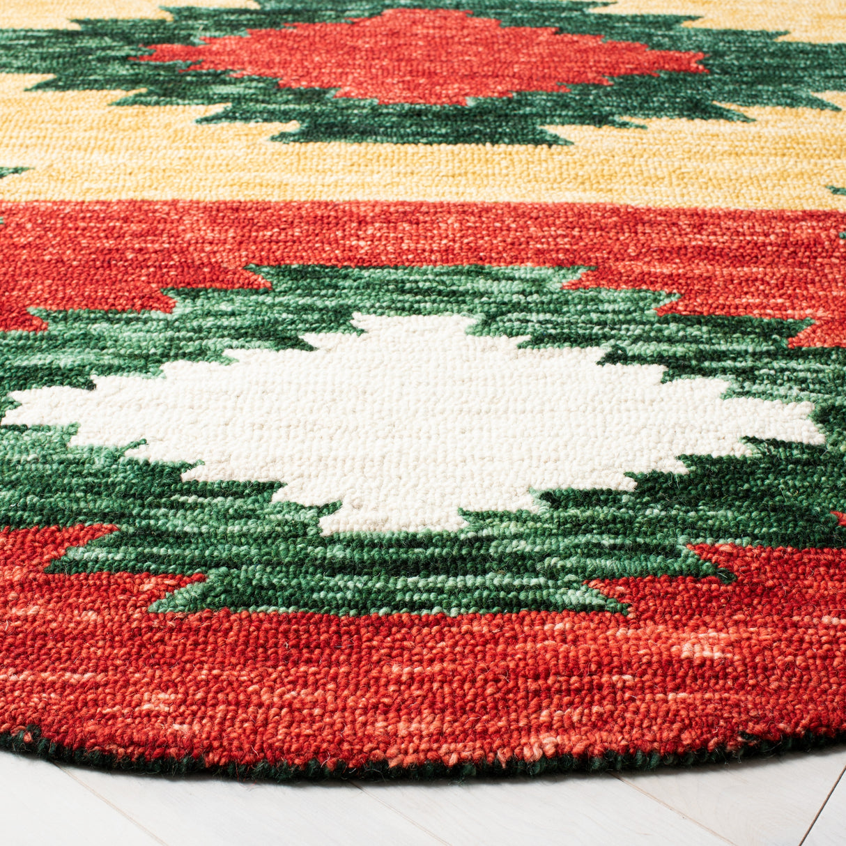 SAFAVIEH Handmade Aspen Ilijanka Boho Tribal Wool Rug