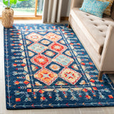 SAFAVIEH Handmade Aspen Kuang Boho Tribal Wool Rug