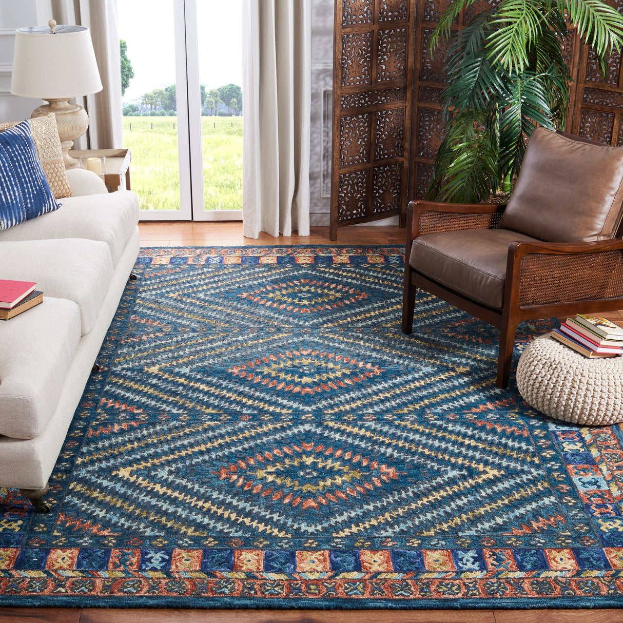 SAFAVIEH Handmade Aspen Wubbine Moroccan Boho Wool Rug