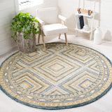 SAFAVIEH Handmade Aspen Zhitinja Boho Tribal Wool Rug