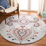 SAFAVIEH Handmade Bella Manjulata Floral Wool Rug