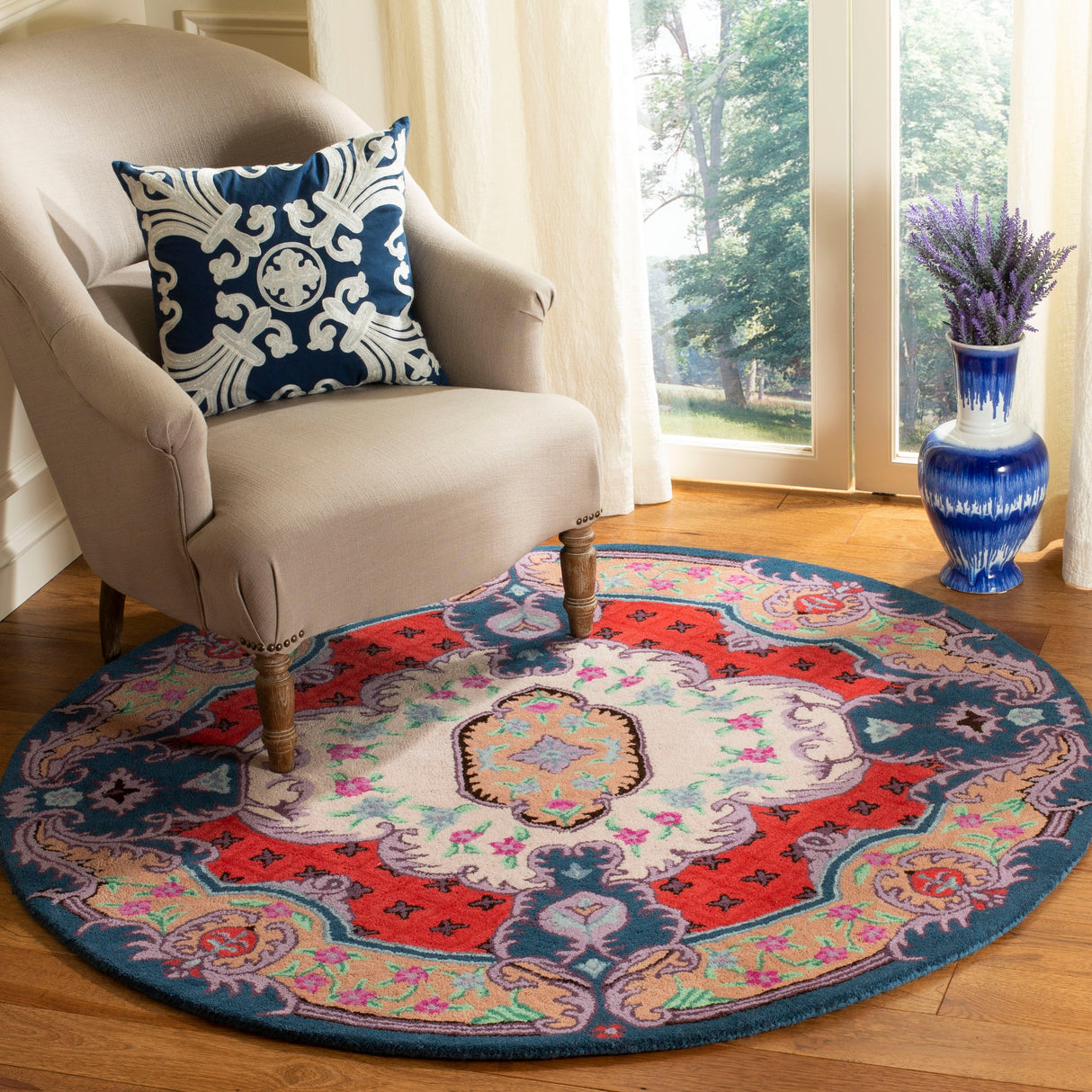 SAFAVIEH Handmade Bellagio Tatevik Oriental Medallion Wool Rug