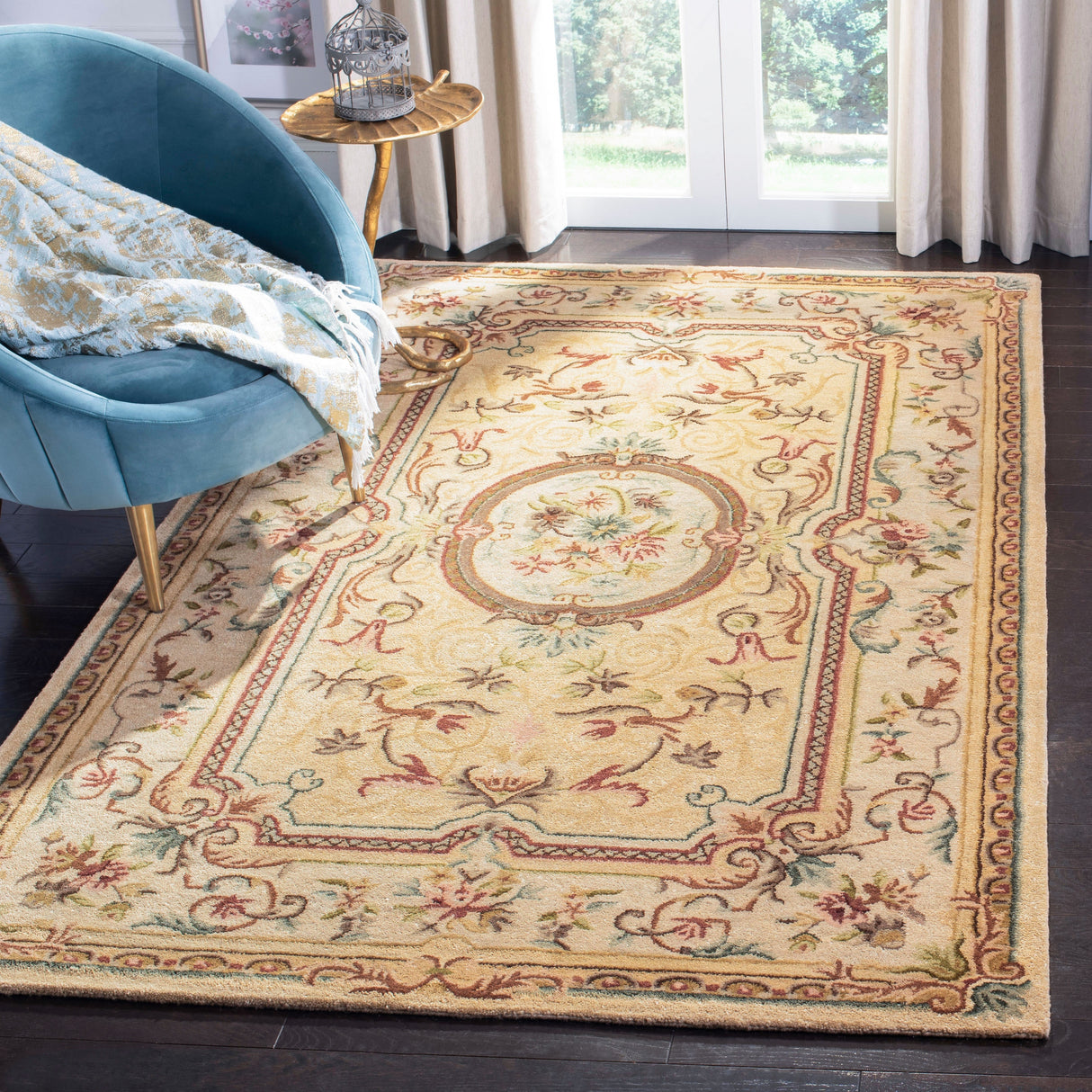 SAFAVIEH Handmade Bergama Agnetha Oriental Wool Rug