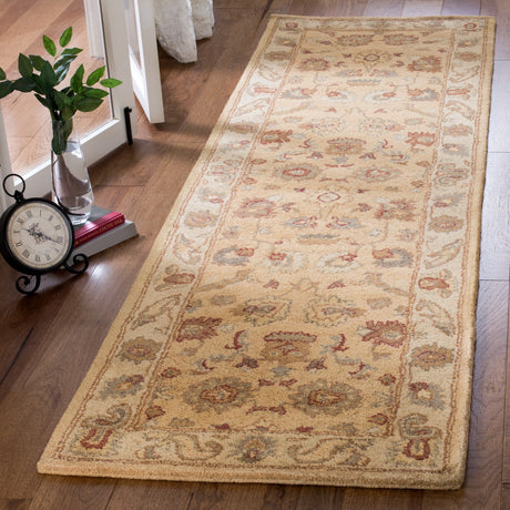 SAFAVIEH Handmade Bergama Milovanka Oriental Hand-spun Wool Rug