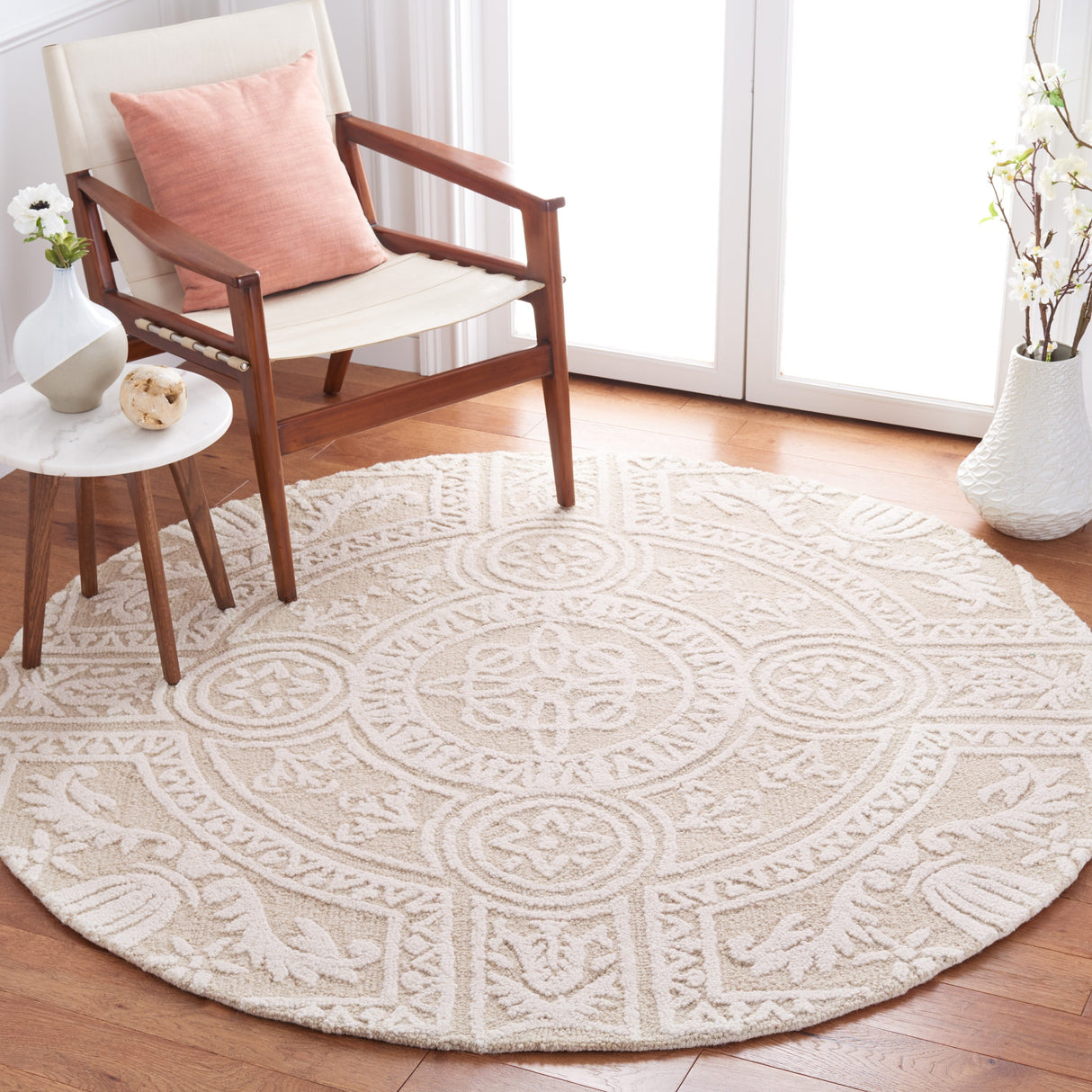 SAFAVIEH Handmade Blossom Alfina Modern Floral Wool Rug