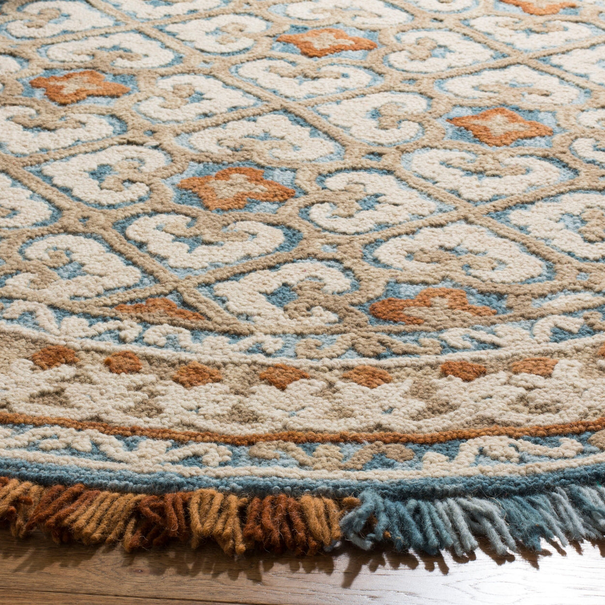 SAFAVIEH Handmade Blossom Dosta Modern Floral Wool Rug