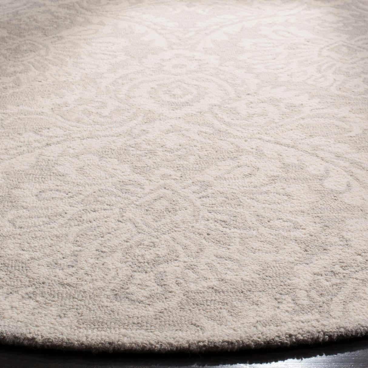 SAFAVIEH Handmade Blossom Esta Modern Floral Wool Rug