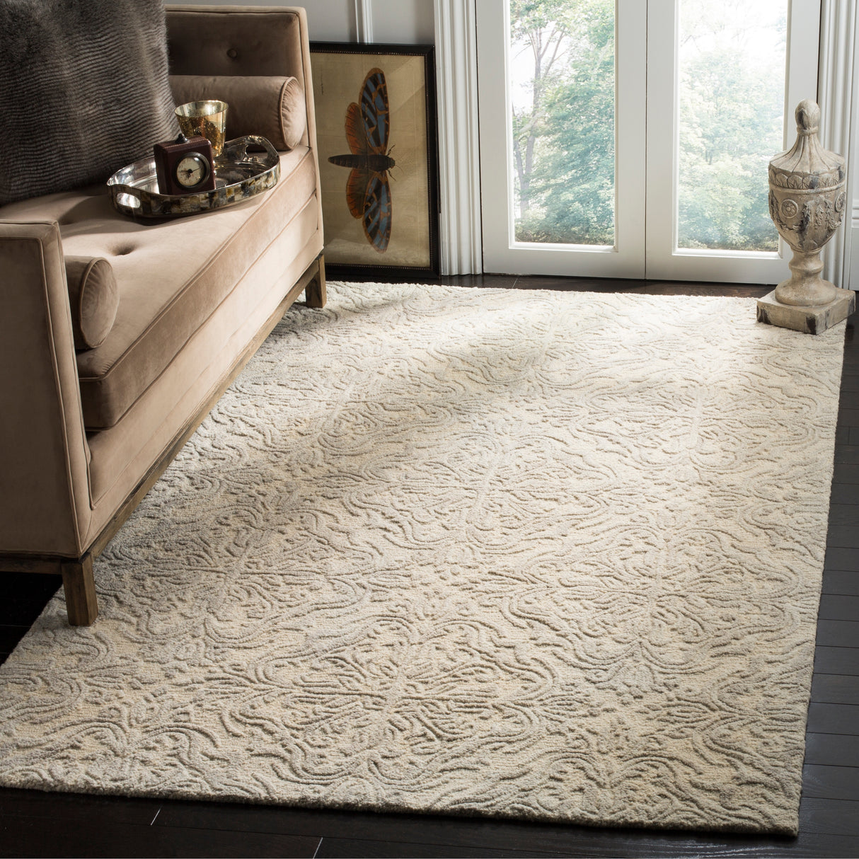 SAFAVIEH Handmade Blossom Gertrida Modern Floral Wool Rug