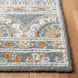 SAFAVIEH Handmade Blossom Julene Wool Rug