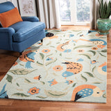 SAFAVIEH Handmade Blossom Kibariye Green Wool Rug