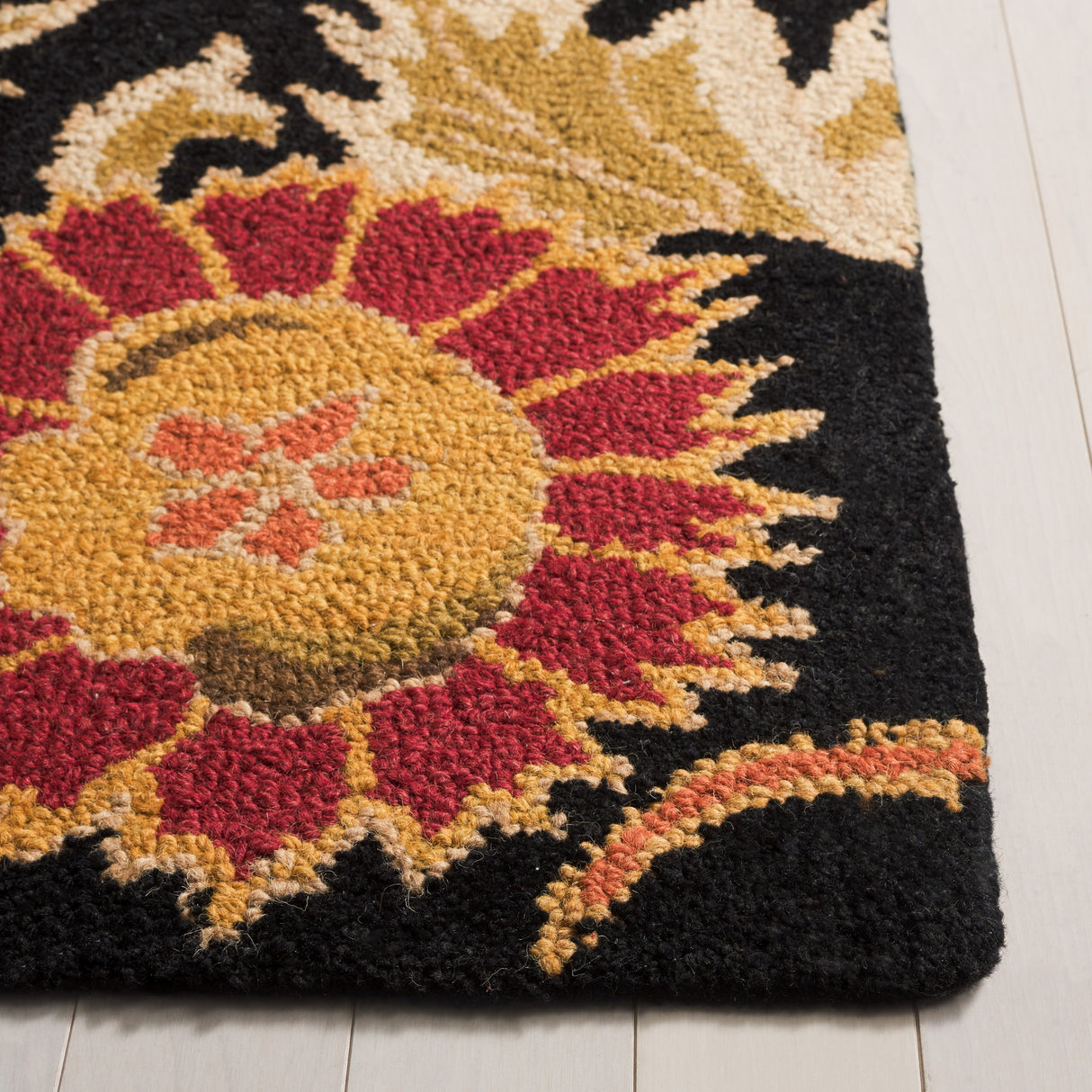 SAFAVIEH Handmade Blossom Kseniya Modern Floral Wool Rug