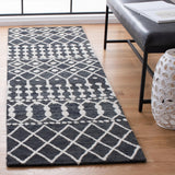 SAFAVIEH Handmade Blossom Orit Moroccan Wool Rug