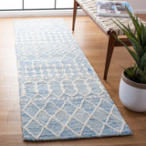 SAFAVIEH Handmade Blossom Orit Moroccan Wool Rug