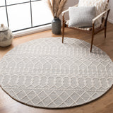 SAFAVIEH Handmade Blossom Orit Moroccan Wool Rug