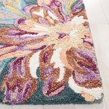 SAFAVIEH Handmade Blossom Roselotte French Country Floral Wool Rug