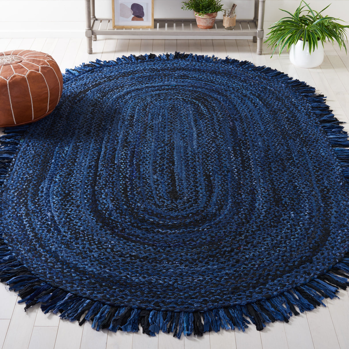 SAFAVIEH Handmade Braided Samya Country Cotton Rug with Fringe