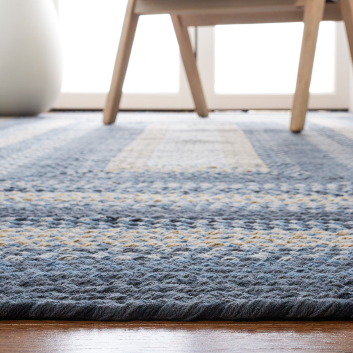 SAFAVIEH Handmade Braided Sylvianne Cotton Rug