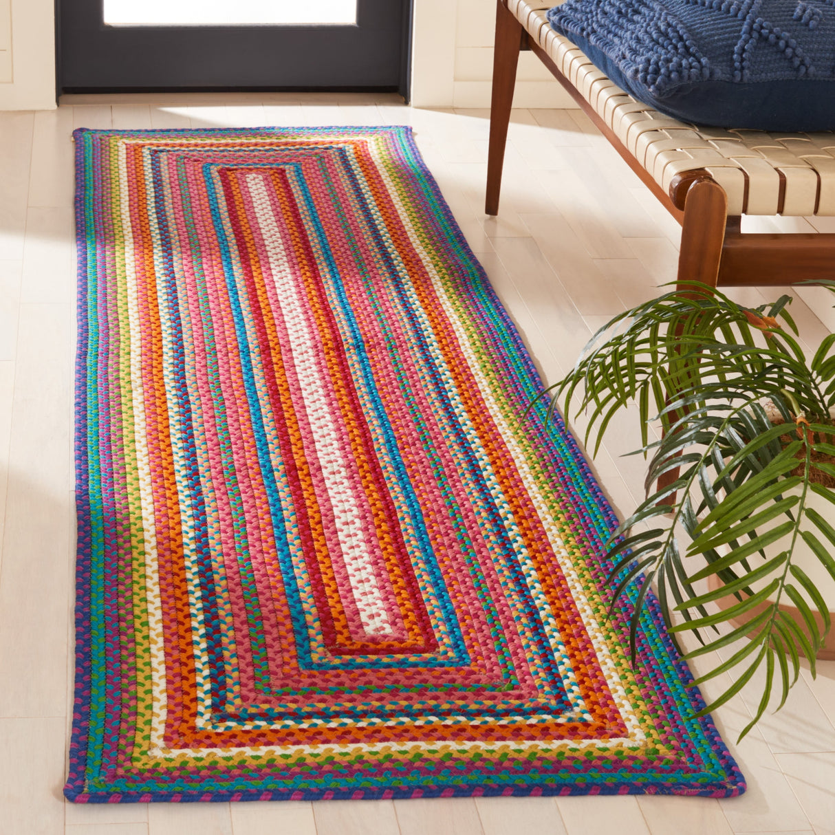 SAFAVIEH Handmade Braided Vidolina Country Rug