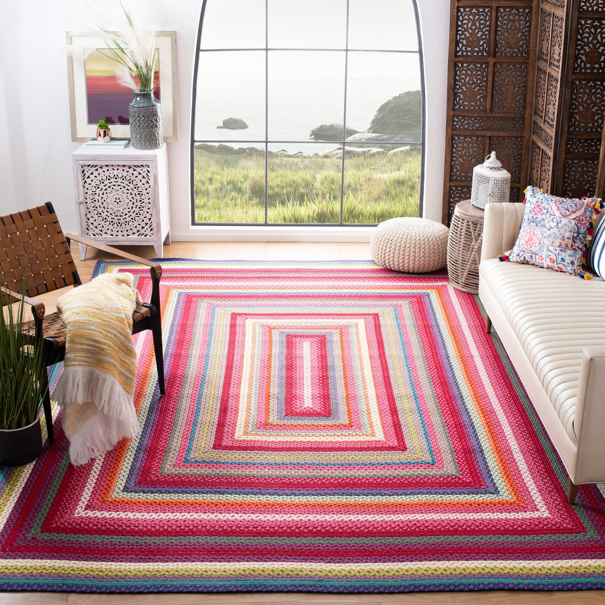 SAFAVIEH Handmade Braided Vidolina Country Rug