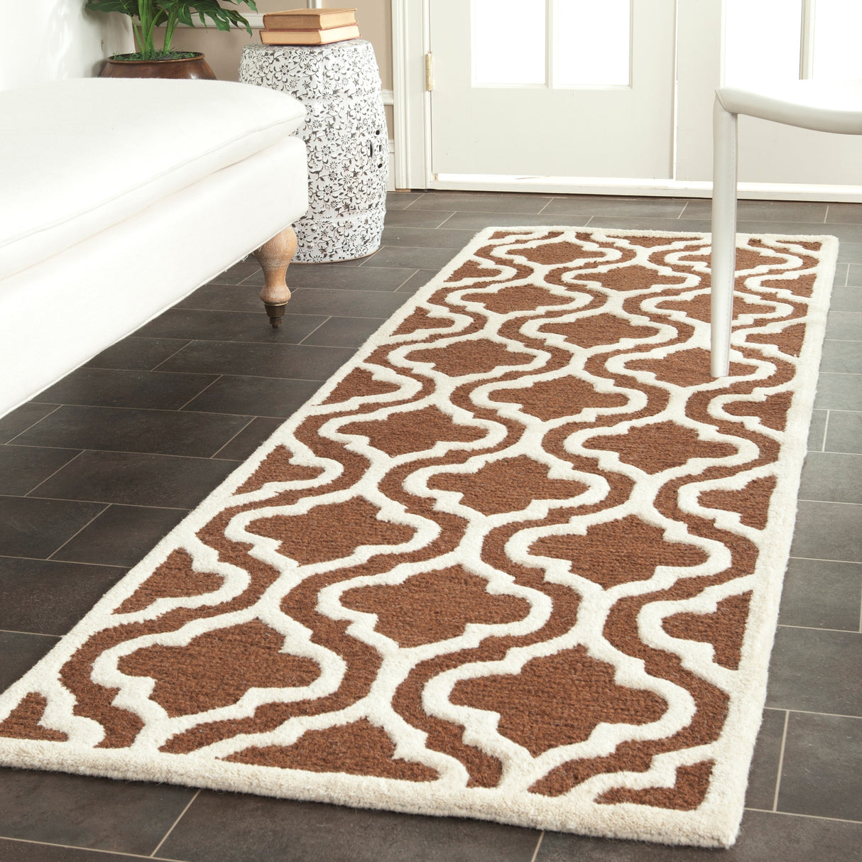 SAFAVIEH Handmade Cambridge Allana Modern Moroccan Wool Rug