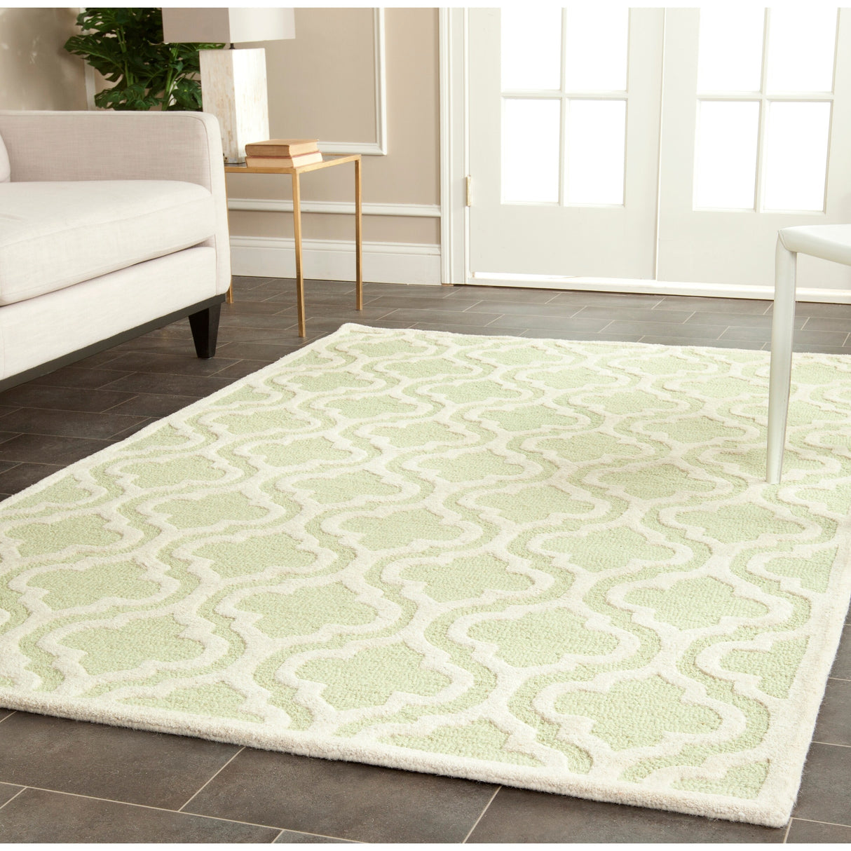 SAFAVIEH Handmade Cambridge Allana Modern Moroccan Wool Rug