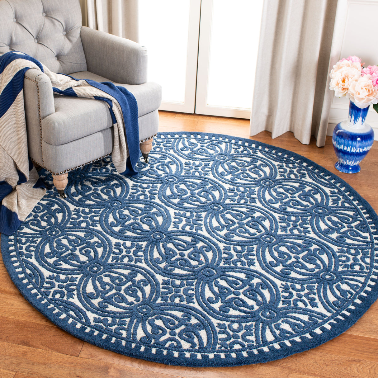 SAFAVIEH Handmade Cambridge Angiola Modern Moroccan Wool Rug