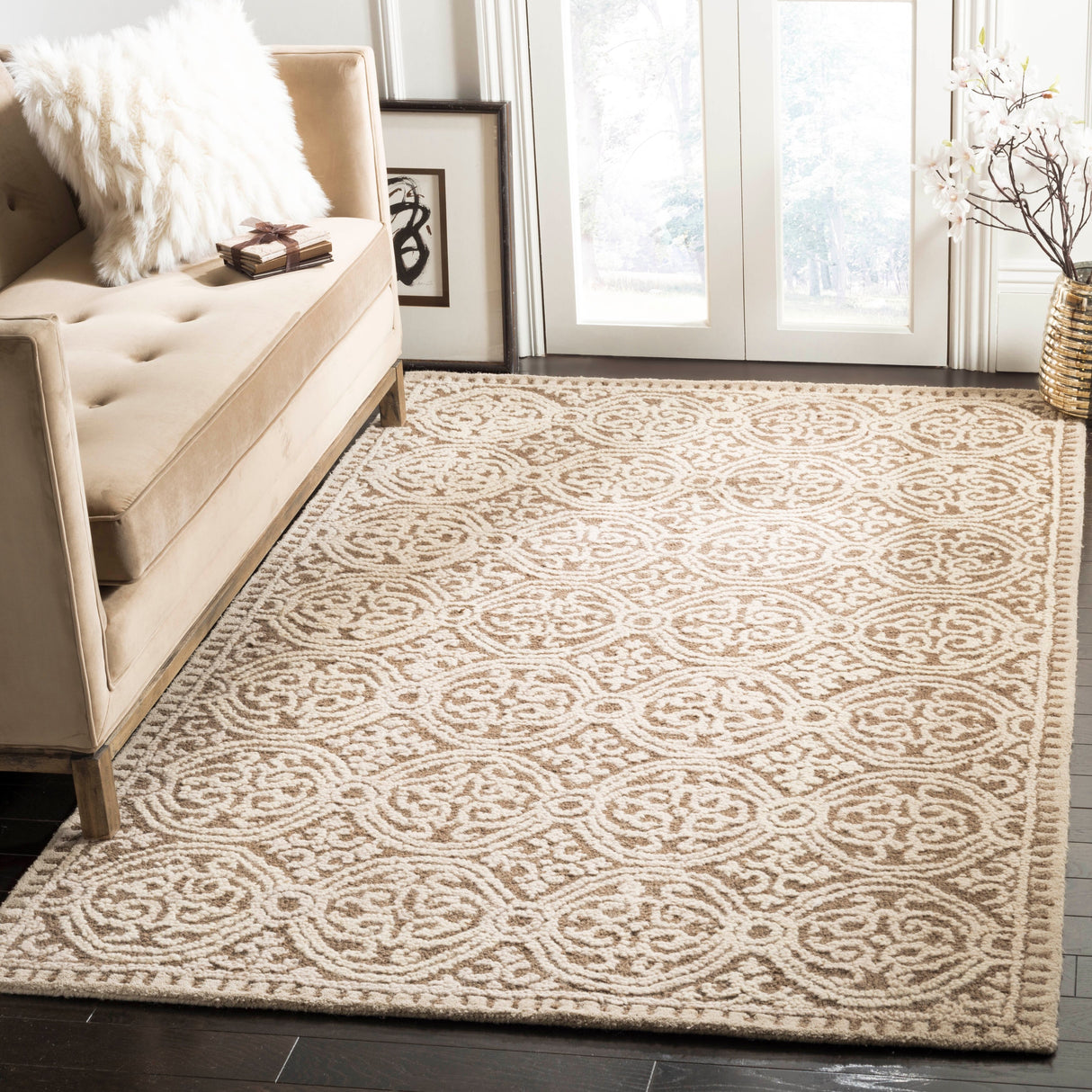 SAFAVIEH Handmade Cambridge Angiola Modern Moroccan Wool Rug