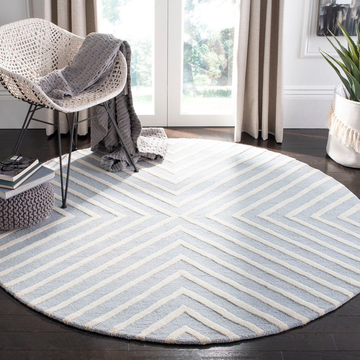 SAFAVIEH Handmade Cambridge Beke Modern Moroccan Wool Rug