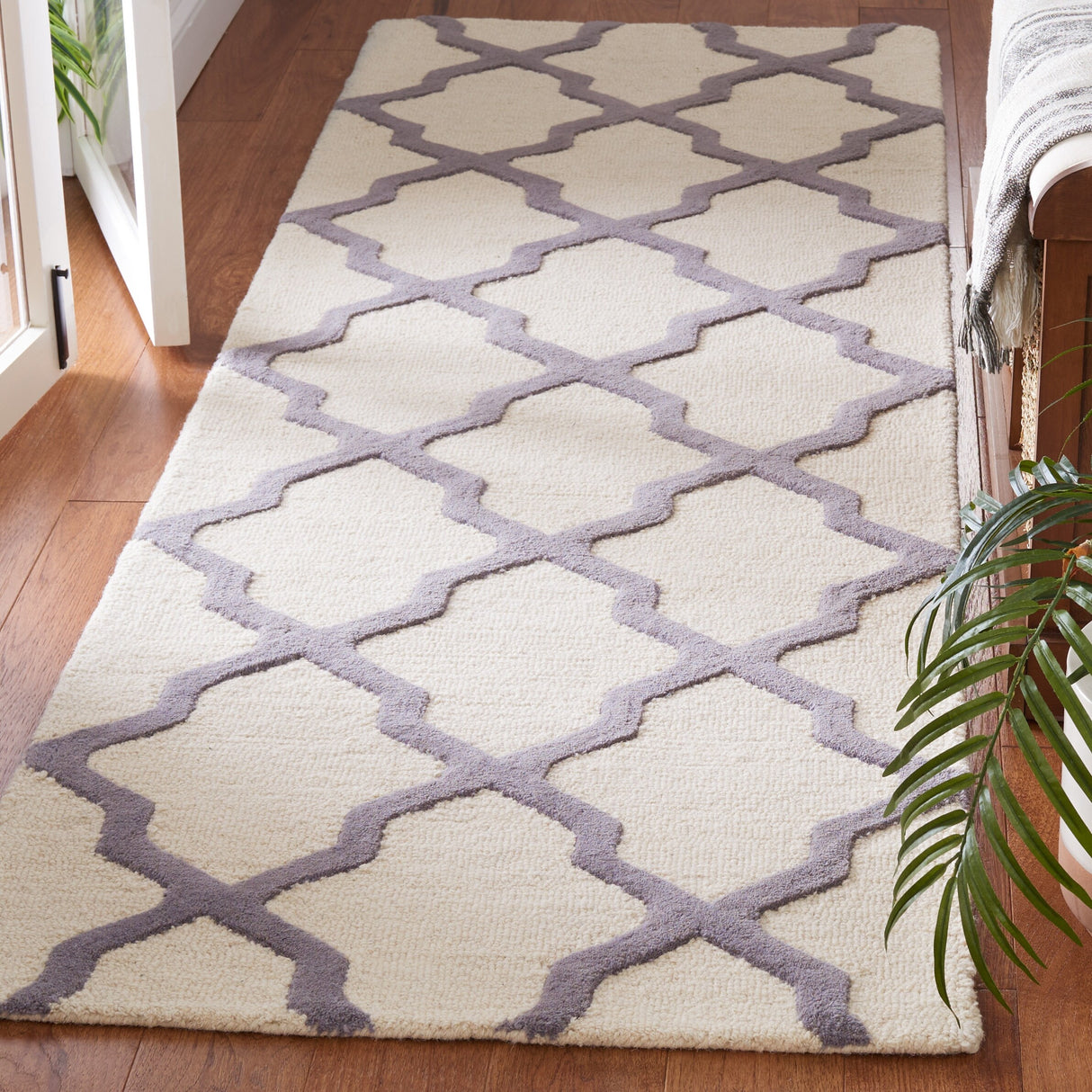 SAFAVIEH Handmade Cambridge Eirny Moroccan Trellis Wool Rug