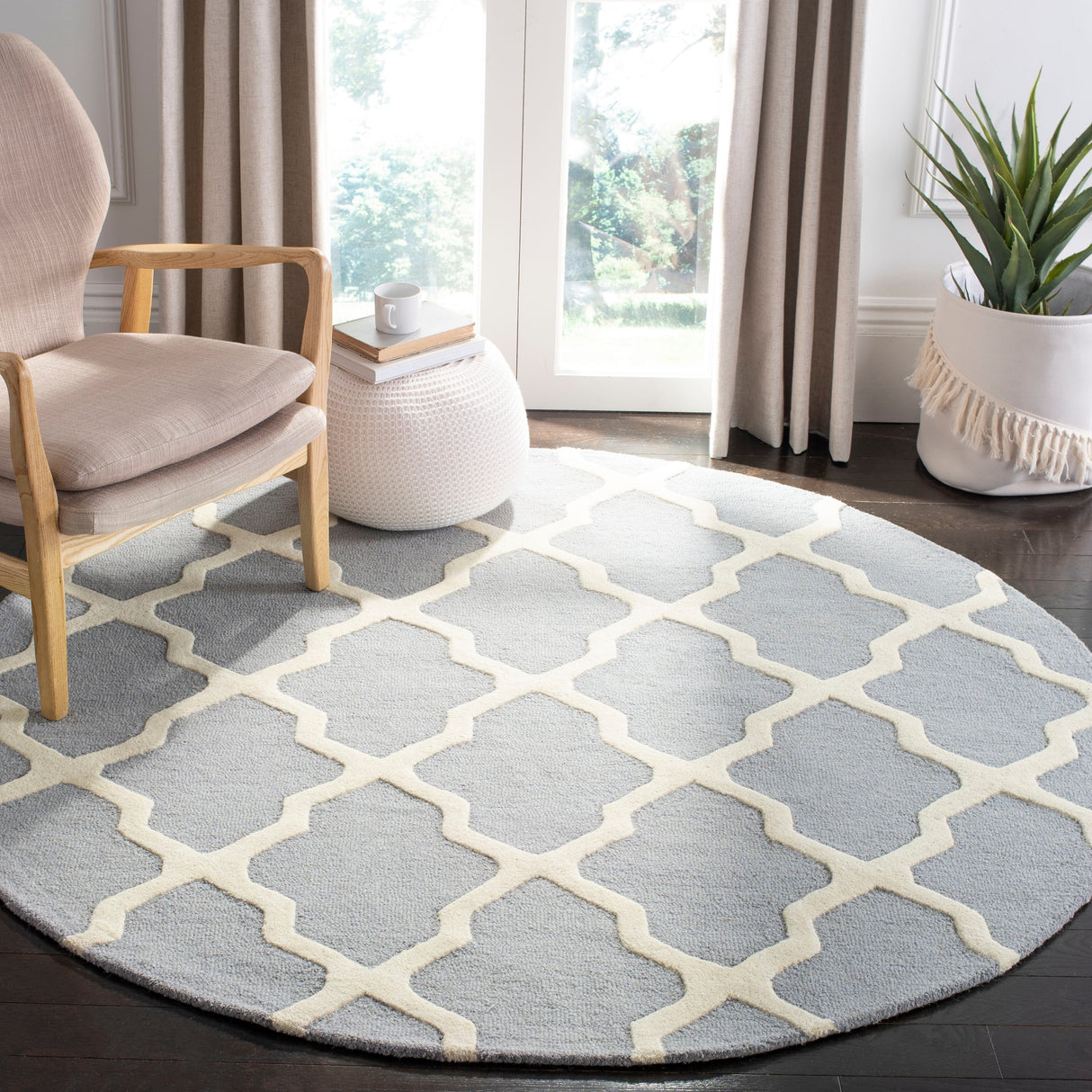 SAFAVIEH Handmade Cambridge Eirny Moroccan Trellis Wool Rug