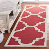 SAFAVIEH Handmade Cambridge Gullveig Modern Moroccan Wool Rug