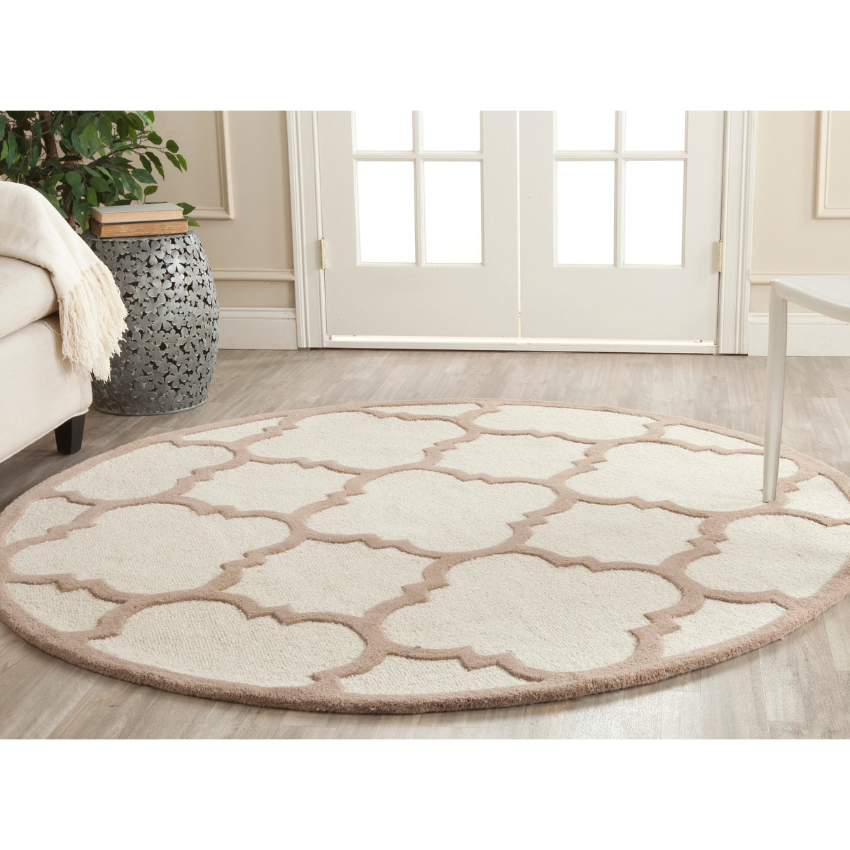 SAFAVIEH Handmade Cambridge Gullveig Modern Moroccan Wool Rug