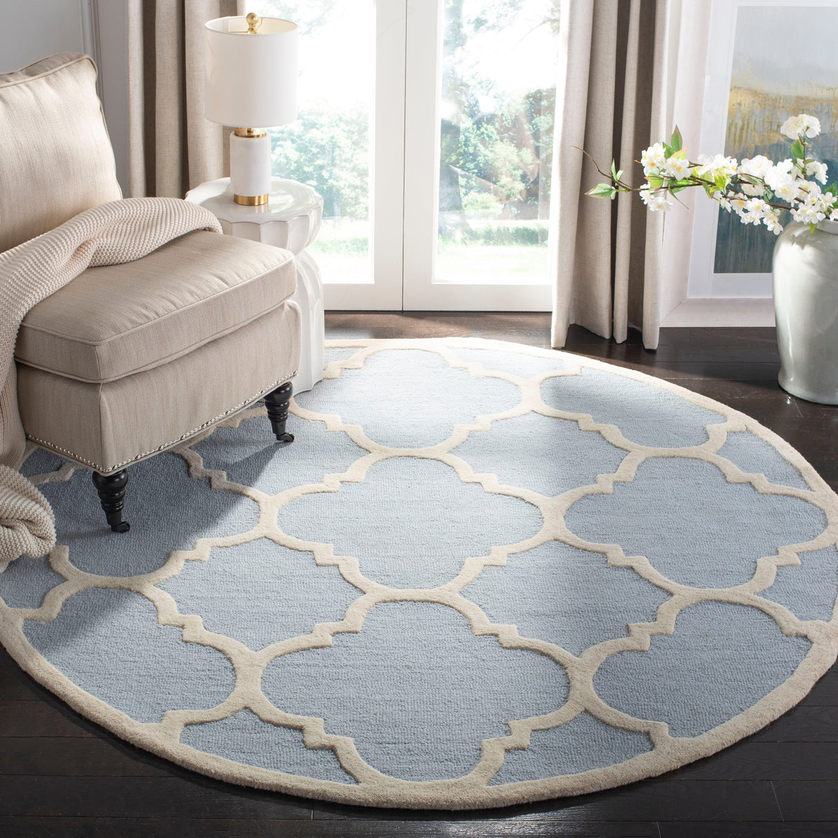 SAFAVIEH Handmade Cambridge Gullveig Modern Moroccan Wool Rug