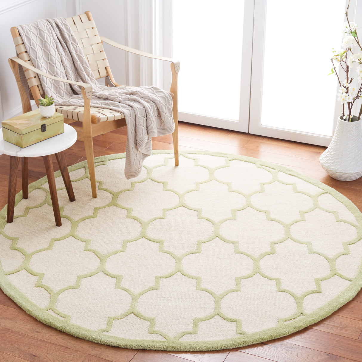 SAFAVIEH Handmade Cambridge Maybell Moroccan Trellis Wool Rug