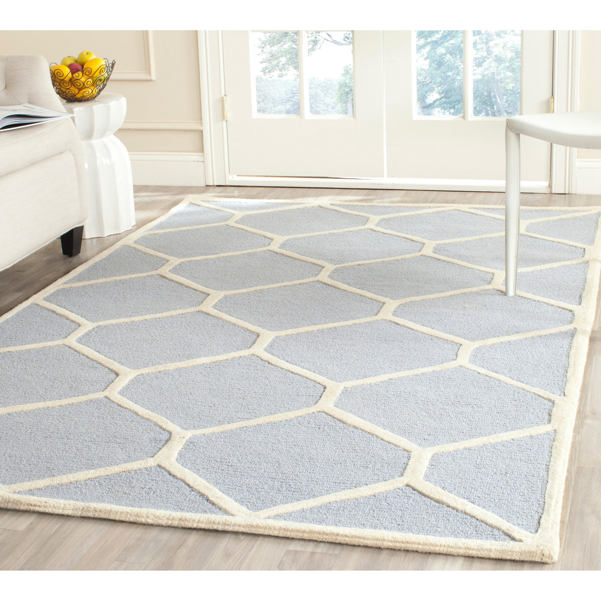 SAFAVIEH Handmade Cambridge Meira Modern Moroccan Wool Rug