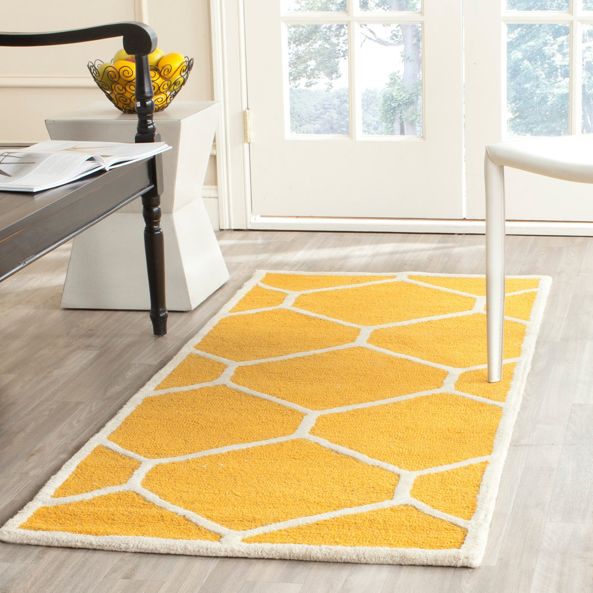 SAFAVIEH Handmade Cambridge Meira Modern Moroccan Wool Rug