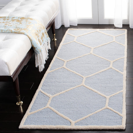 SAFAVIEH Handmade Cambridge Meira Modern Moroccan Wool Rug