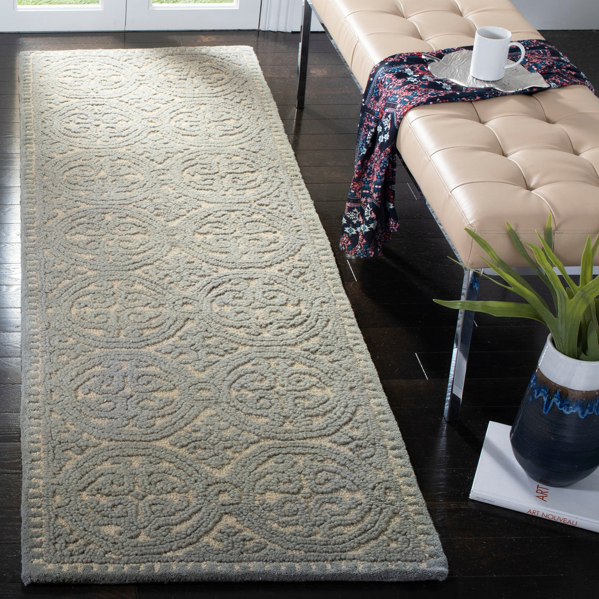 SAFAVIEH Handmade Cambridge Phera Modern Moroccan Wool Rug