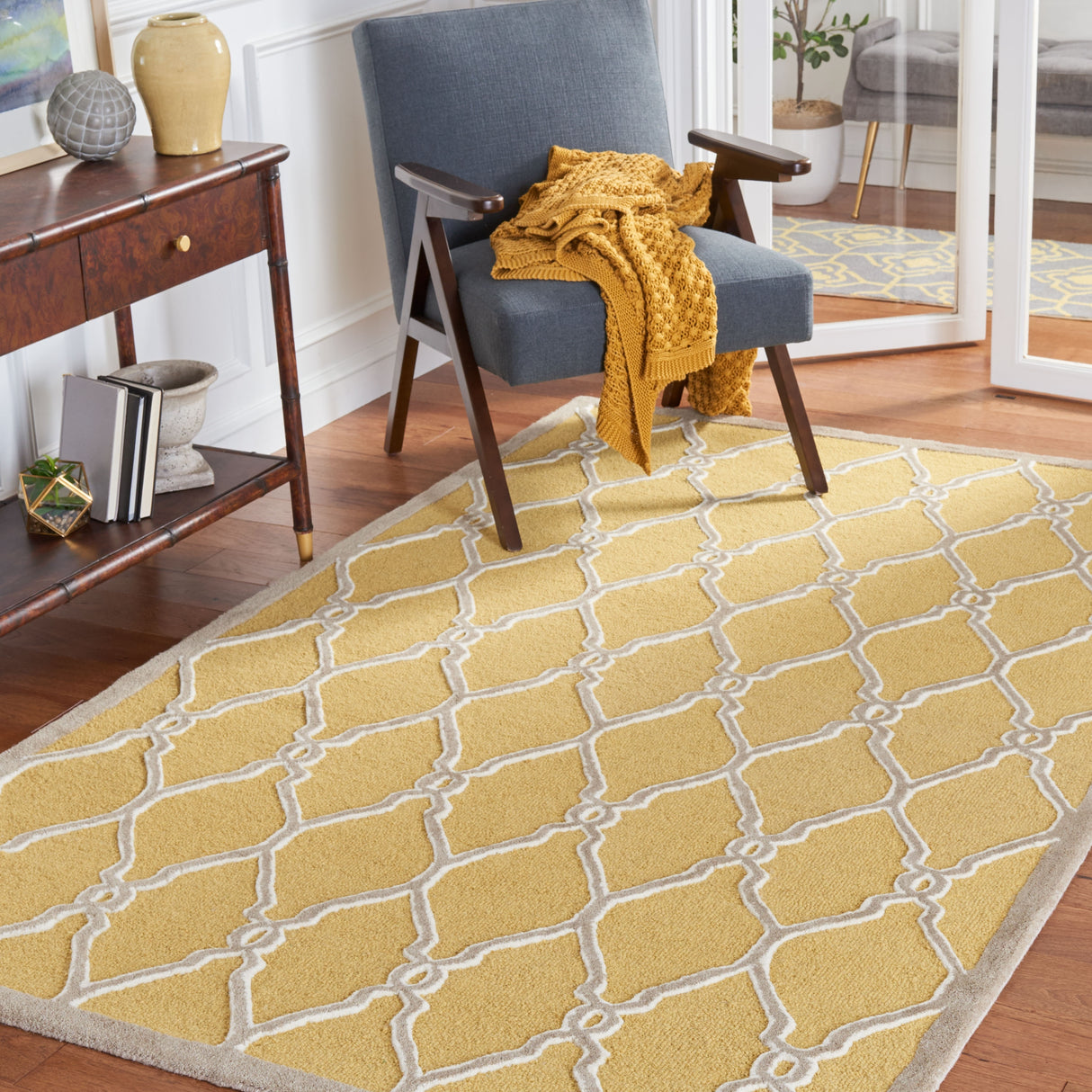 SAFAVIEH Handmade Cambridge Richtsje Moroccan Trellis Wool Rug