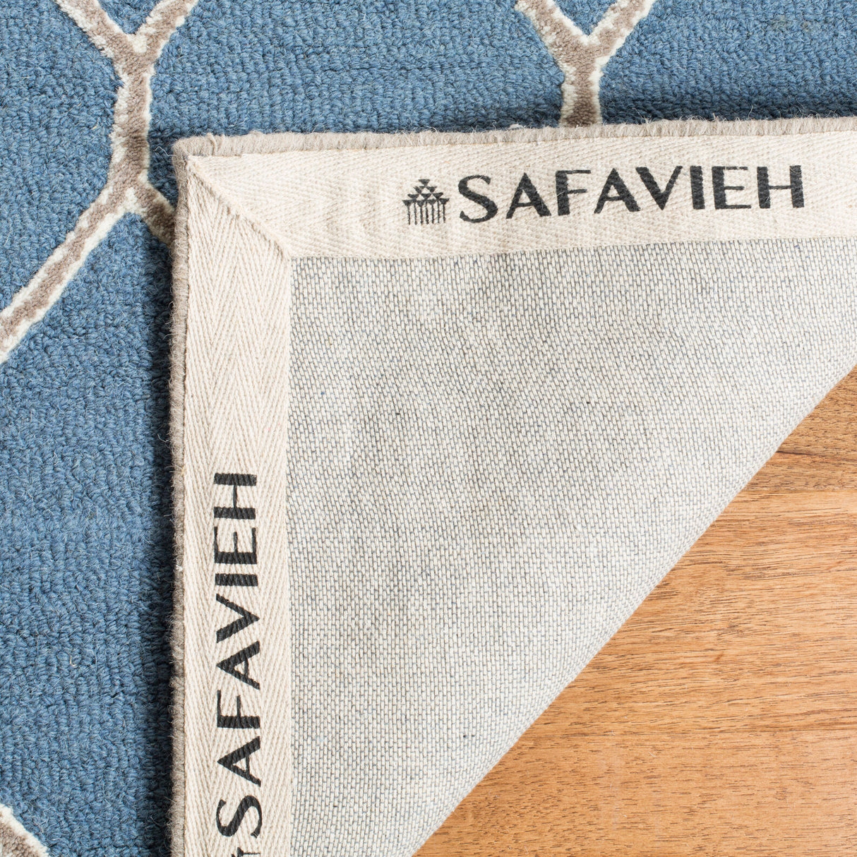 SAFAVIEH Handmade Cambridge Richtsje Moroccan Trellis Wool Rug