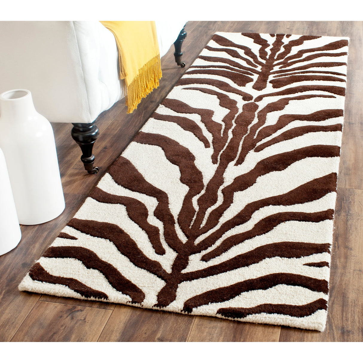 SAFAVIEH Handmade Cambridge Rikey Animal Print Wool Rug