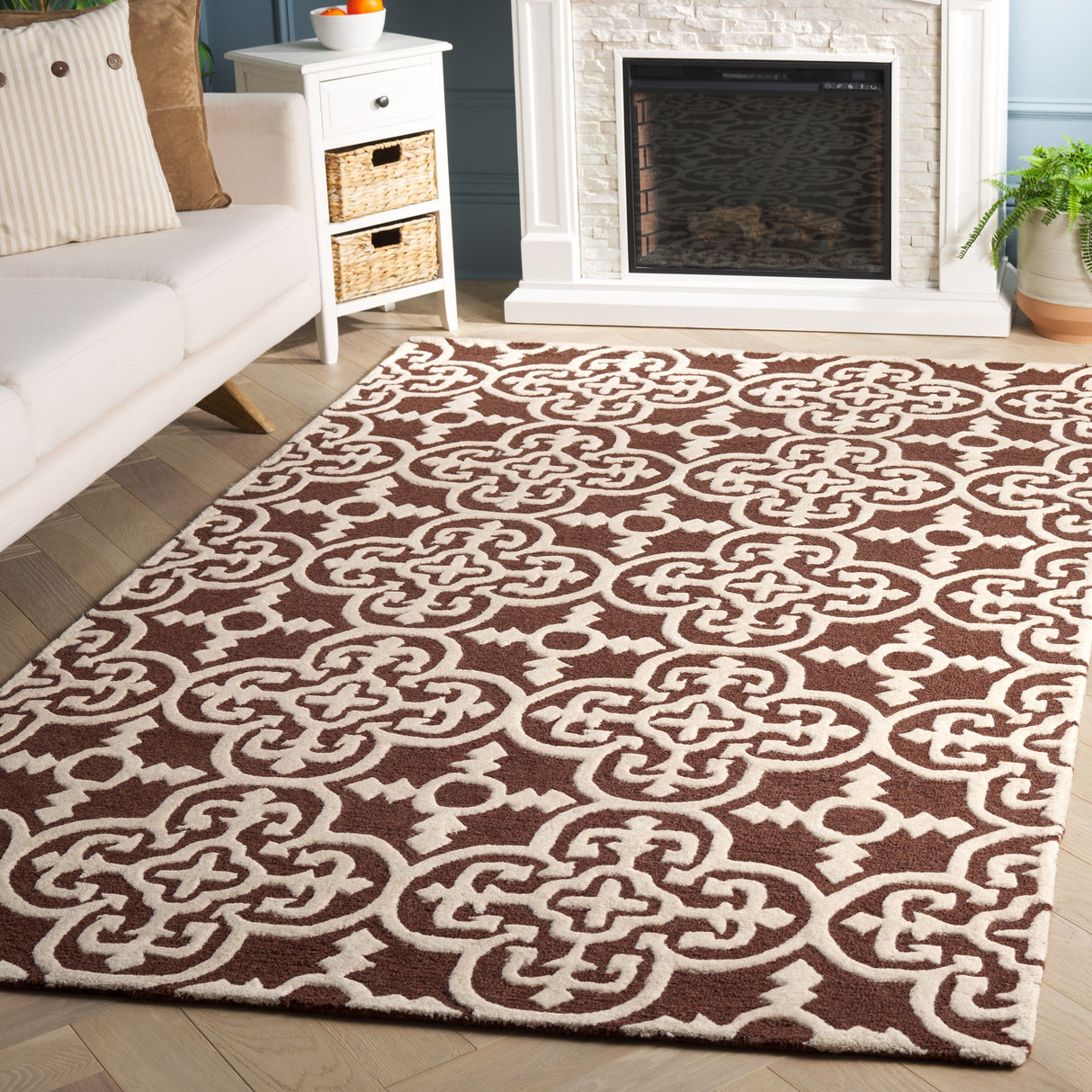 SAFAVIEH Handmade Cambridge Shigemi Modern Wool Rug