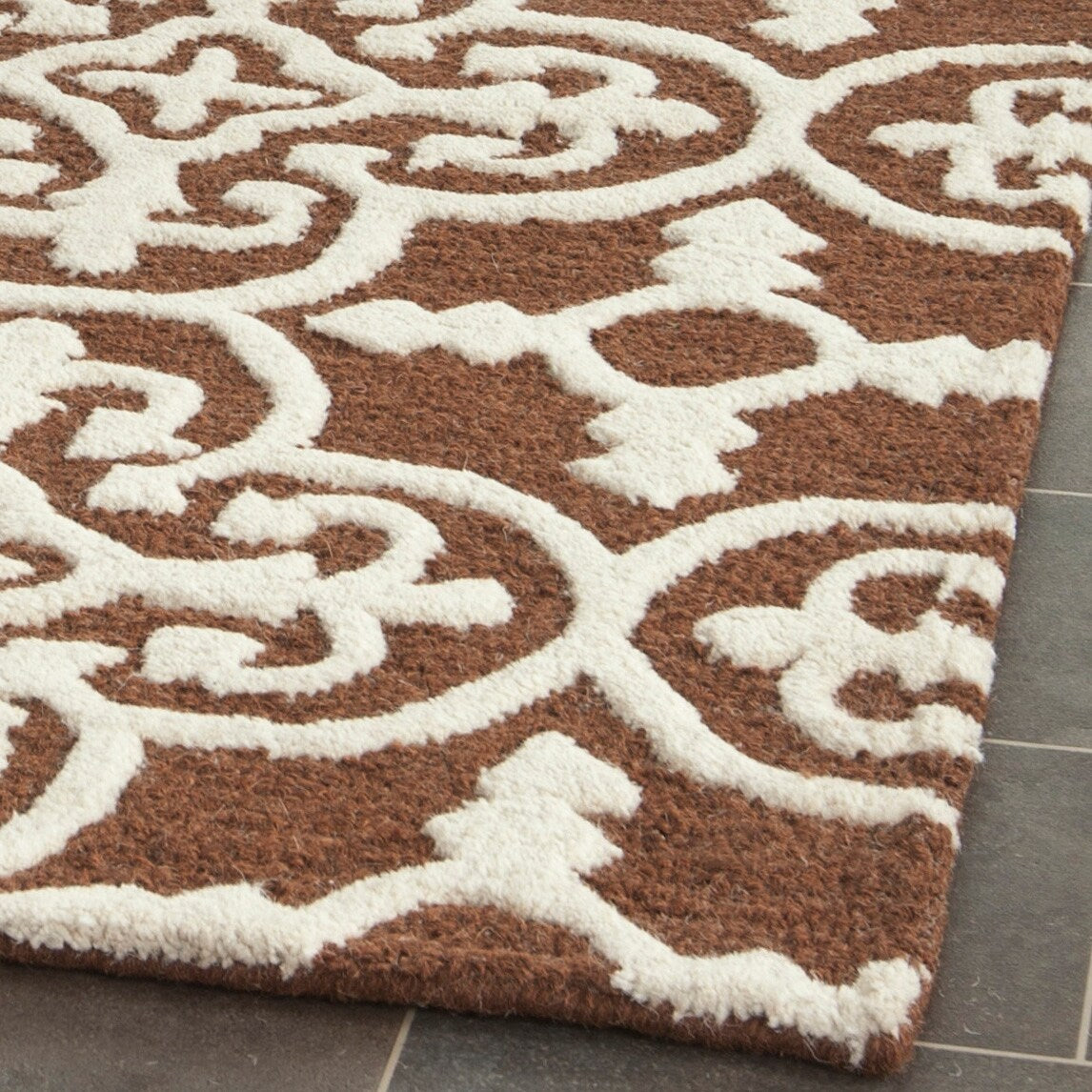 SAFAVIEH Handmade Cambridge Shigemi Modern Wool Rug