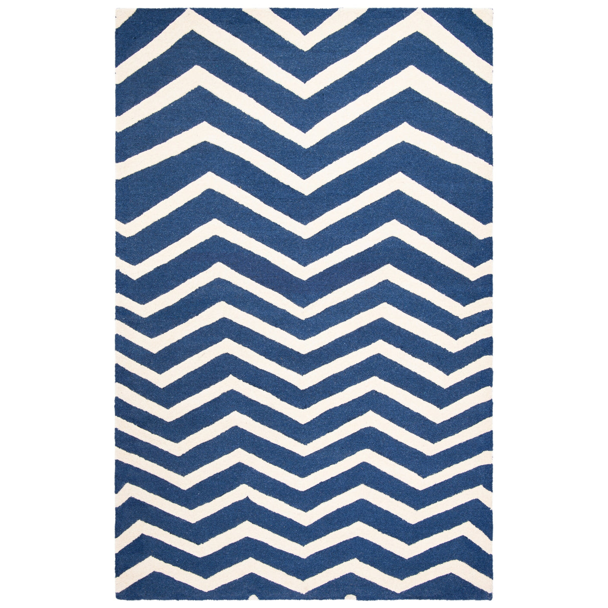 SAFAVIEH Handmade Cambridge Terttu Chevron Wool Rug