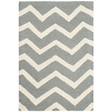 SAFAVIEH Handmade Cambridge Terttu Chevron Wool Rug